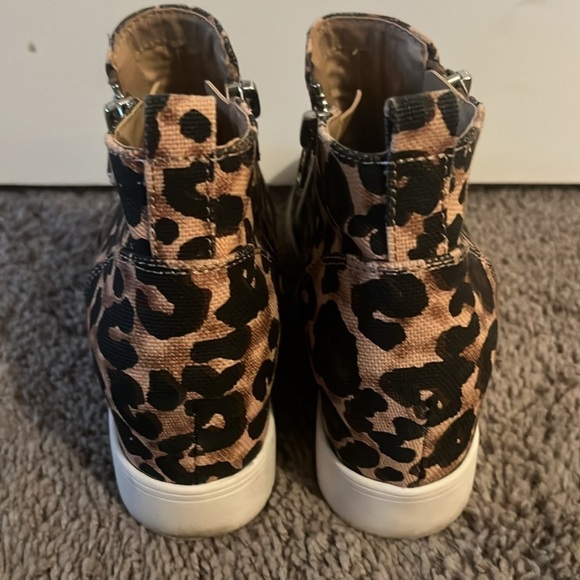 Steve Madden Leopard Boots Size 7.5 - Picture 4 of 7